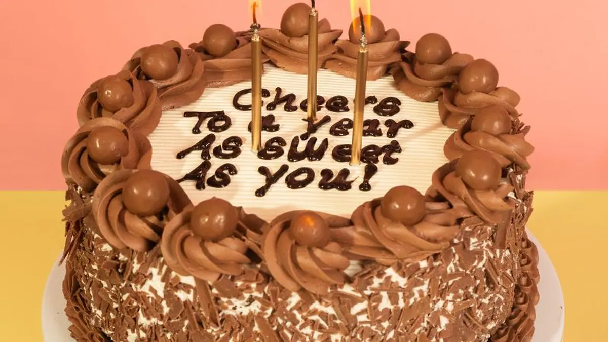Cake Box – eggless cake shop in York town centre